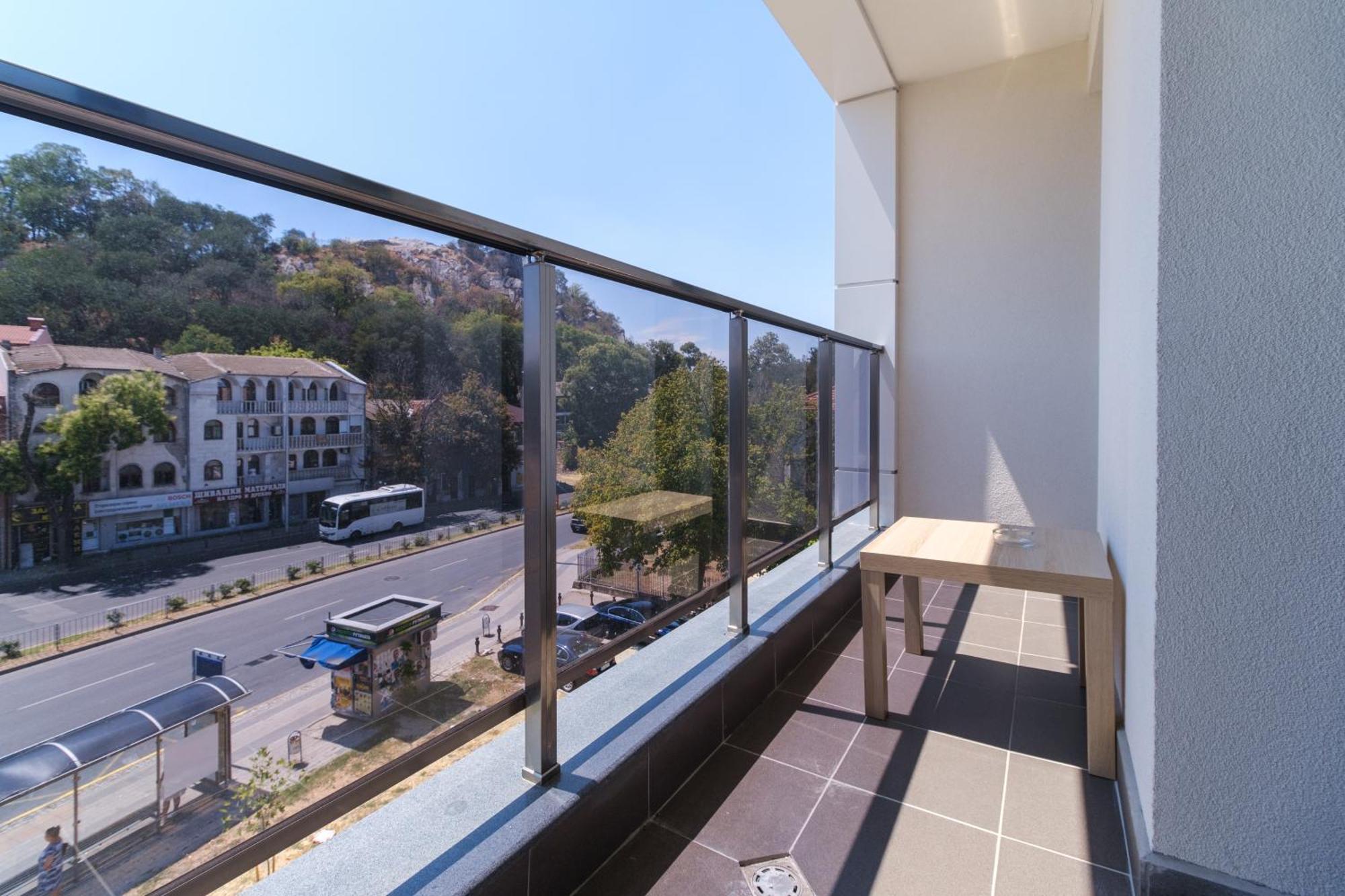 Modern 1-Bedroom Apartment With Free Parking Пловдив Екстериор снимка
